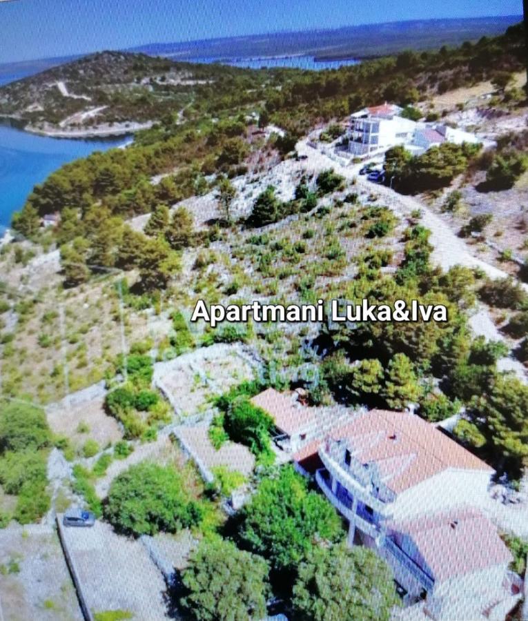 שיבניק Apartmani Luka & Iva מראה חיצוני תמונה
