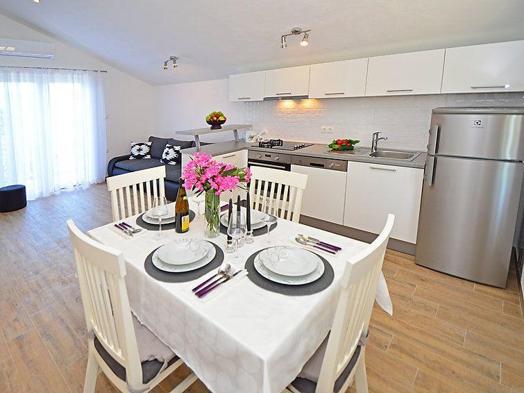 שיבניק Apartmani Luka & Iva מראה חיצוני תמונה