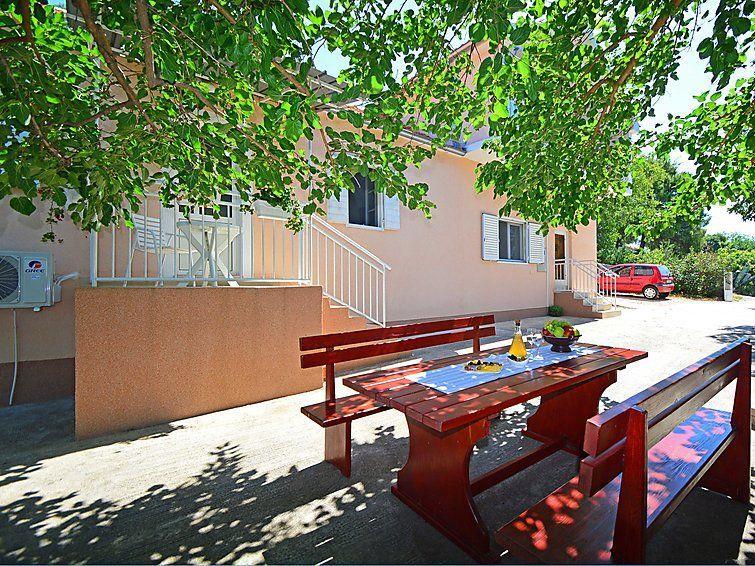 שיבניק Apartmani Luka & Iva מראה חיצוני תמונה